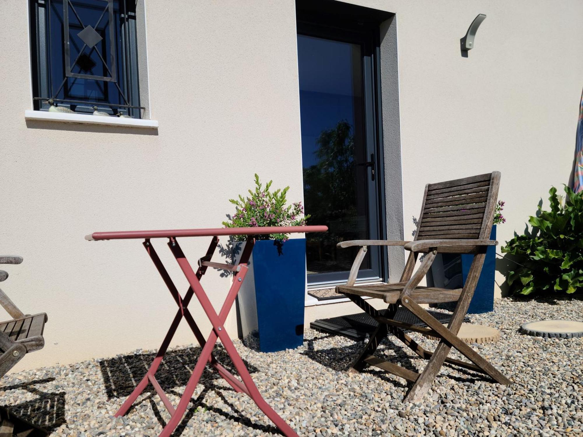 Les Papillons D'Uzes Bed & Breakfast Saint-Laurent-la-Vernede Exterior photo